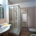 Fiordaliso Apartament *